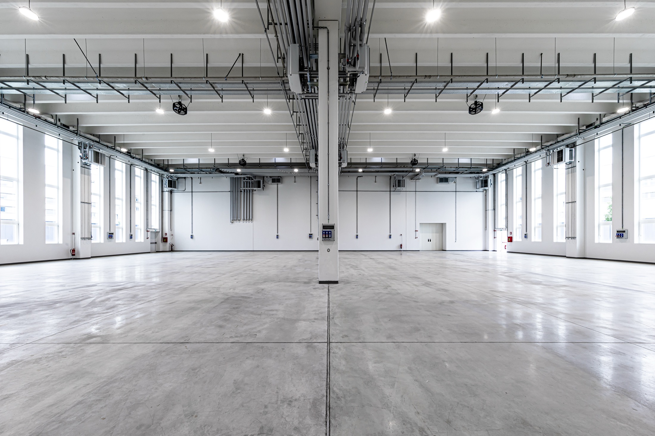 BIG @ KilometroRosso — portale in alluminio microforato