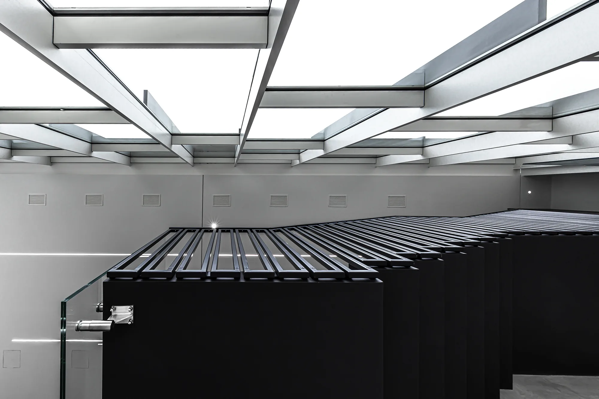 BIG @ KilometroRosso — lucernari e dettaglio architettonico